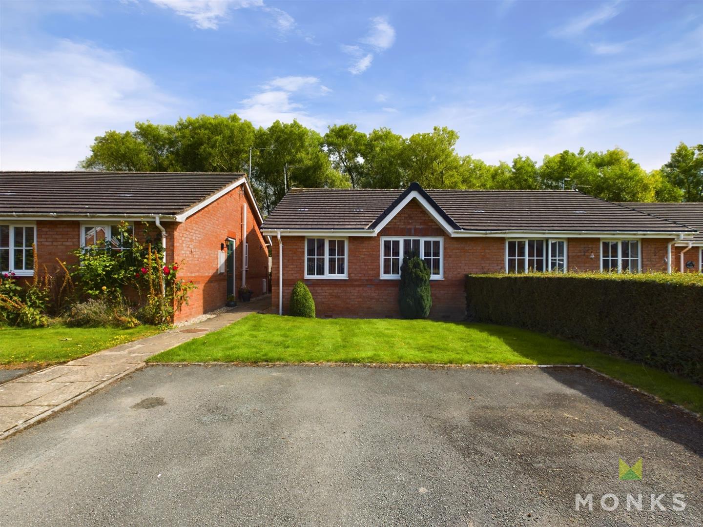 47 Fernhill Lane, Oswestry, SY11 3PP For Sale 47 Fernhill Lane, Oswestry, SY11 3PP For Sale